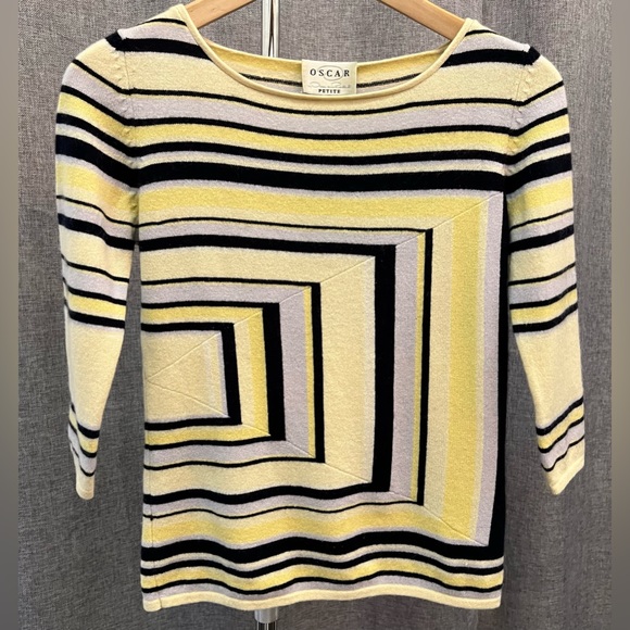 Oscar de la Renta Sweaters - Oscar de la Renta - 100% cashmere, incredibly soft, pale yellow, gray & black